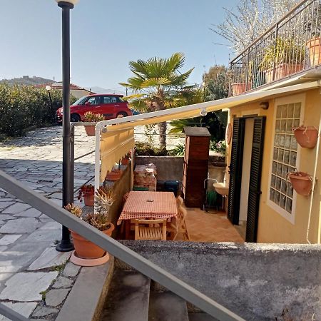 Apartmán Nina House Imperia Exteriér fotografie